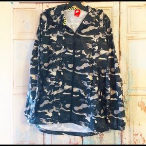 Nike Camo Windbreaker
